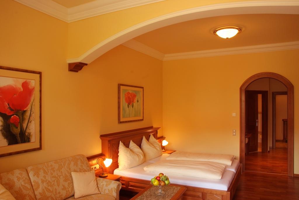 Geniesserhof Haimer - Hotel Garni Poysdorf Phòng bức ảnh